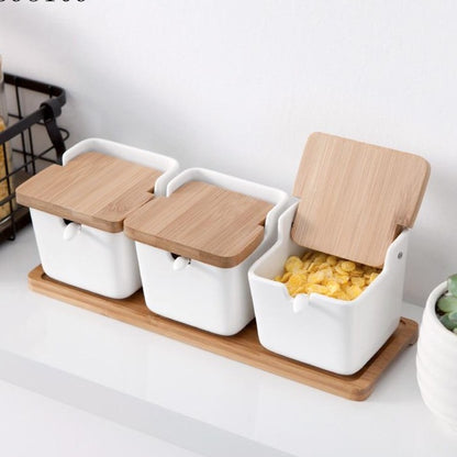 Ensemble de pots colorés en céramique