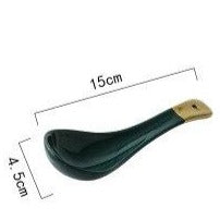 Plat, assiette en céramique