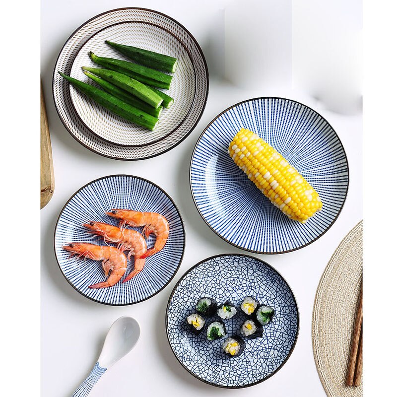 Assiettes à motif minimaliste